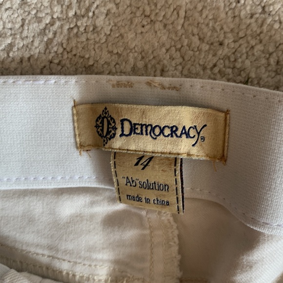 SZ 14 Democracy Jeans - Picture 2 of 3